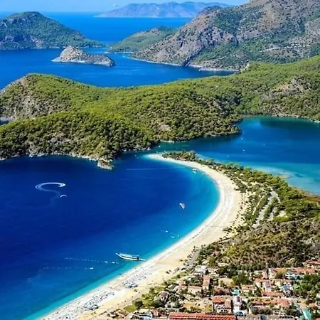 Hotel Defne